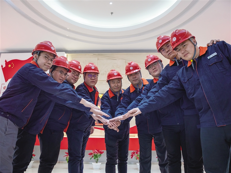 胸怀绿色梦想 修建“空中三峡”