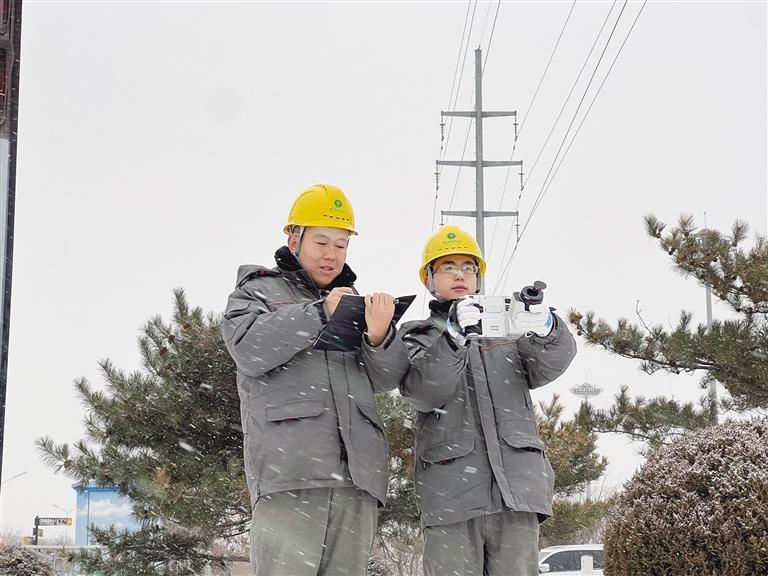 初雪至 严冬始 迎峰度冬在行动