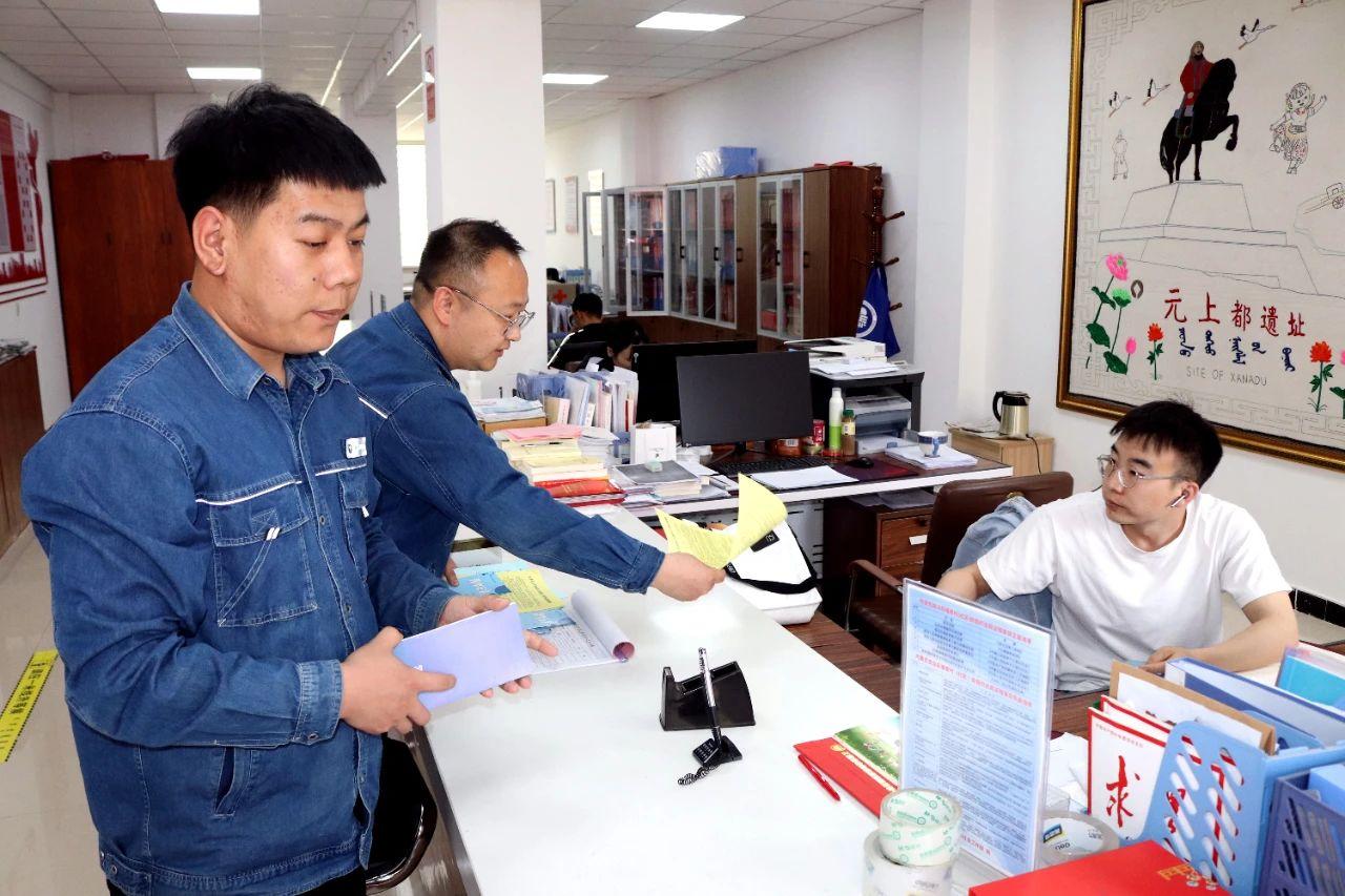 政企联动强效劳 助企惠民促生长