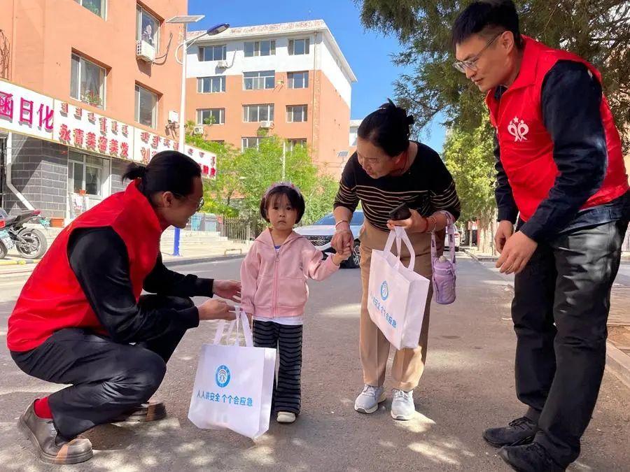 定格民族团结名时势的每一帧